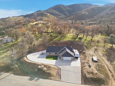 View/Area - 17820 Bold Venture Dr, Tehachapi, CA 93561 photo 1 of 7