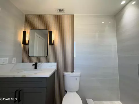 Bath - 40356 Ronar St, Palmdale, CA 93591 photo 26 of 34