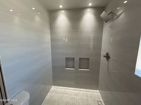 Bath - 40356 Ronar St, Palmdale, CA 93591 photo 27 of 34