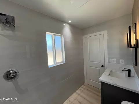 Bath - 40356 Ronar St, Palmdale, CA 93591 photo 34 of 34