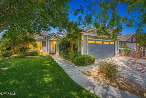 Exterior - 2343 E Kildare St, Lancaster, CA 93535 photo 4 of 10