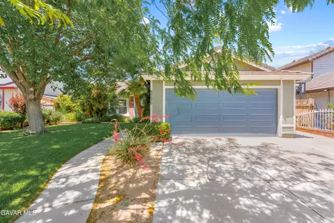 2343 E Kildare St, Lancaster, CA 93535