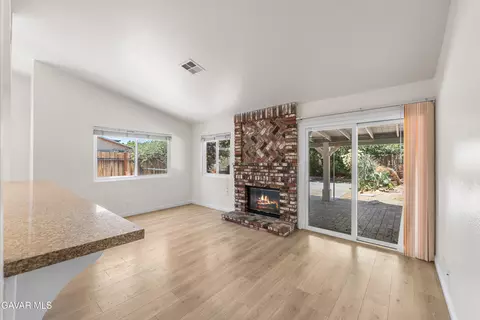 Living - 2343 E Kildare St, Lancaster, CA 93535 photo 9 of 11