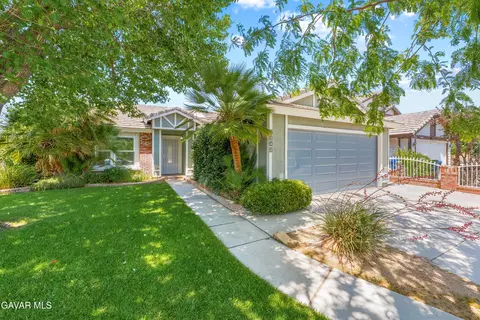 Exterior - 2343 E Kildare St, Lancaster, CA 93535 photo 1 of 10