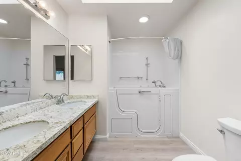 Bath - 2343 E Kildare St, Lancaster, CA 93535 photo 1 of 2