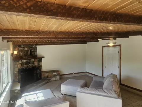 Living - 38539 36th St E, Palmdale, CA 93550 photo 10 of 13