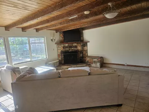 Living - 38539 36th St E, Palmdale, CA 93550 photo 6 of 13