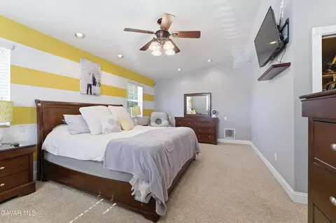 Bedroom - 1370 Tanglewood Dr, Tehachapi, CA 93561 photo 3 of 3