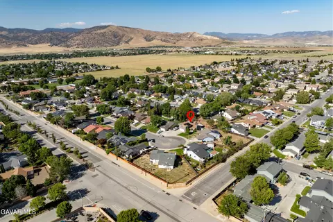 View/Area - 1370 Tanglewood Dr, Tehachapi, CA 93561 photo 5 of 6