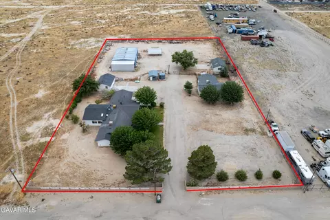 View/Area - 47038 W 4th St, Lancaster, CA 93534 photo 6 of 6