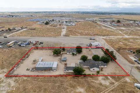 View/Area - 47038 W 4th St, Lancaster, CA 93534 photo 3 of 6