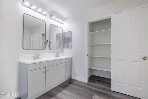 Bath - 45123 Palm Ln, Lancaster, CA 93535 photo 6 of 6