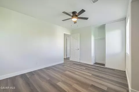Bedroom - 45123 Palm Ln, Lancaster, CA 93535 photo 6 of 12