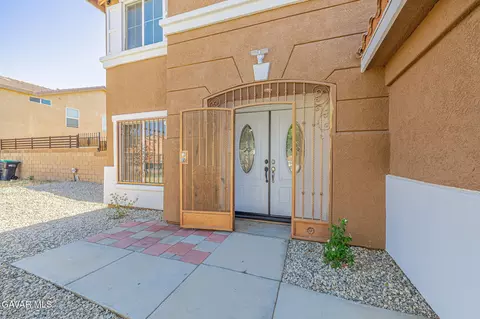 Other - 45123 Palm Ln, Lancaster, CA 93535 photo 2 of 11