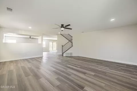 Living - 45123 Palm Ln, Lancaster, CA 93535 photo 3 of 7