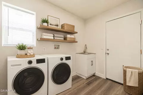 Other - 45123 Palm Ln, Lancaster, CA 93535 photo 8 of 11