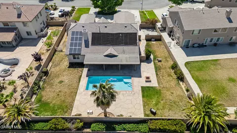 View/Area - 41530 Yew St, Lancaster, CA 93536 photo 4 of 6