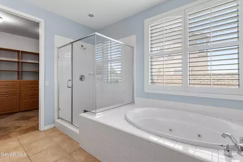 Bath - 41530 Yew St, Lancaster, CA 93536 photo 5 of 5