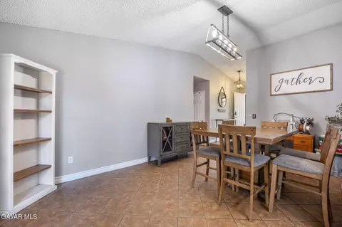 Dining - 43619 Steif St, Lancaster, CA 93535 photo 2 of 2