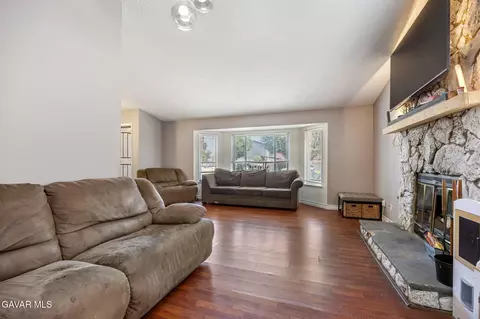 Living - 43619 Steif St, Lancaster, CA 93535 photo 2 of 2