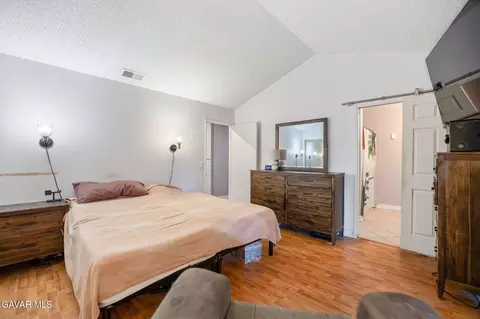 Bedroom - 43619 Steif St, Lancaster, CA 93535 photo 2 of 4