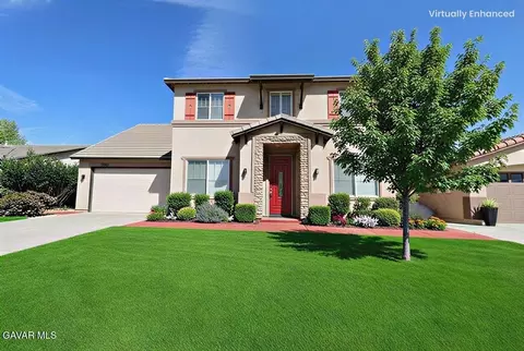 2623 Taft Ln, Palmdale, CA 93551