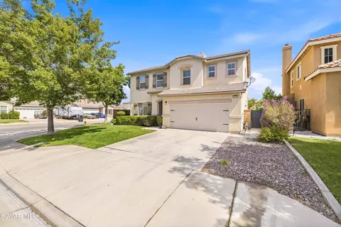 6145 W Avenue J-10, Lancaster, CA 93536
