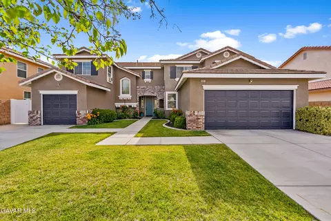 43927 W 33rd St, Lancaster, CA 93536