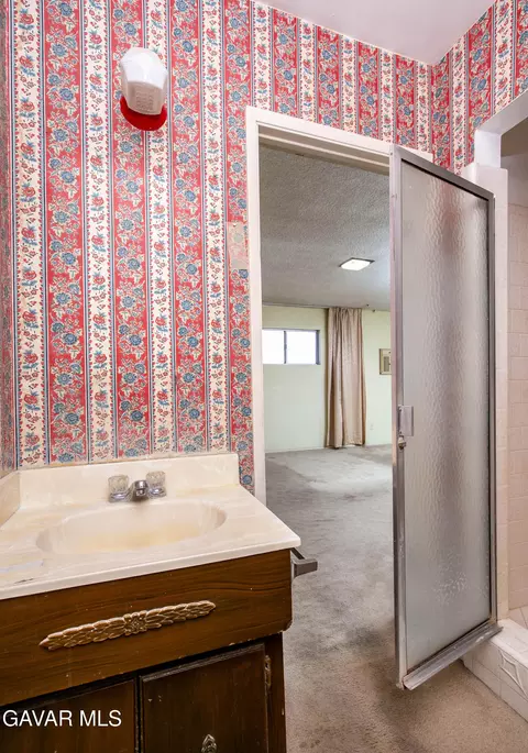 Bath - 43835 2nd St E, Lancaster, CA 93535 photo 2 of 2