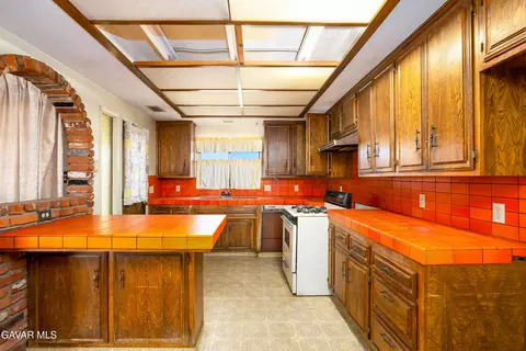 Kitchen - 43835 2nd St E, Lancaster, CA 93535 photo 1 of 2