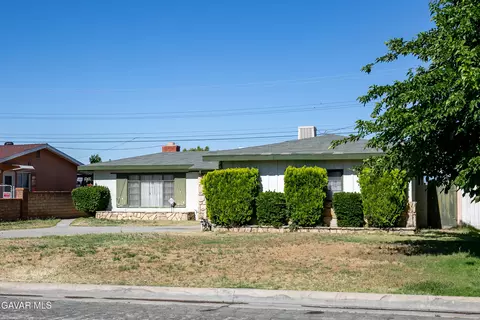 Other - 43835 2nd St E, Lancaster, CA 93535 photo 3 of 4