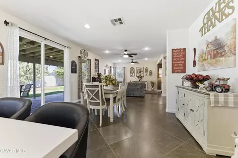 Dining - 1453 Ponderosa Dr, Tehachapi, CA 93561 photo 1 of 1