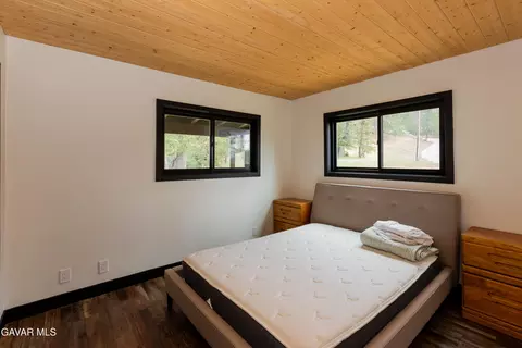 Bedroom - 27001 Medicine Bow Ct, Tehachapi, CA 93561 photo 1 of 8