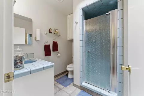 Bath - 21404 Quail Springs Rd, Tehachapi, CA 93561 photo 2 of 3