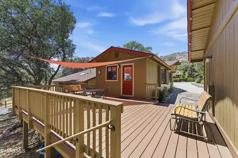 Exterior - 21404 Quail Springs Rd, Tehachapi, CA 93561 photo 6 of 8