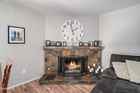 44136 Shad St, Lancaster, CA 93536 photo 13