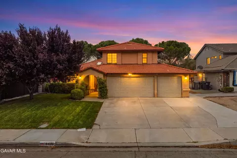 44136 Shad St, Lancaster, CA 93536