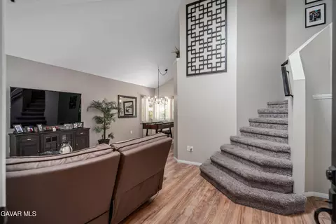44136 Shad St, Lancaster, CA 93536 photo 4