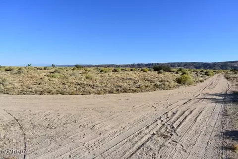 20000 W Ave E, Fairmont, CA 93536 photo 4