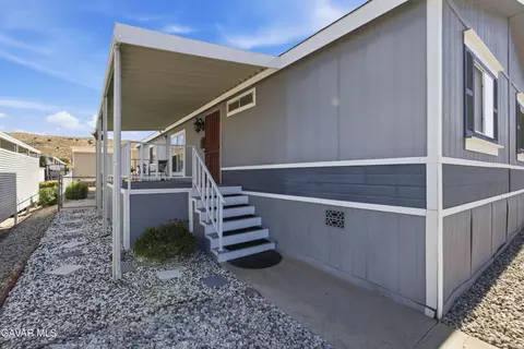 5200 Entrar Dr #SPC 134, Palmdale, CA 93551