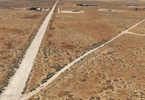 W Cor Avenue B Av Highway 75w, Lancaster, CA 93536