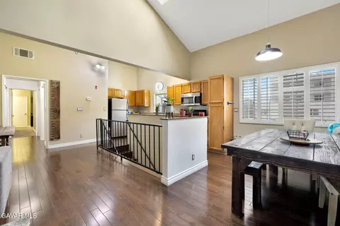 14425 Foothill Blvd UNIT 17, Sylmar, CA 91342
