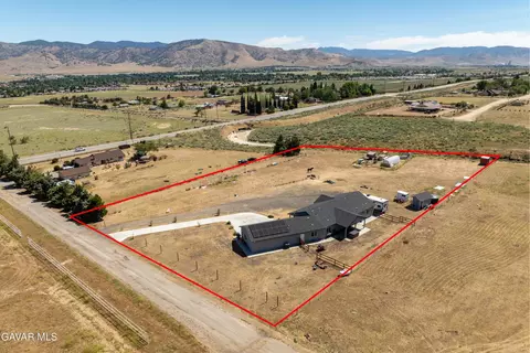 View/Area - 19900 Chinook St, Tehachapi, CA 93561 photo 7 of 8