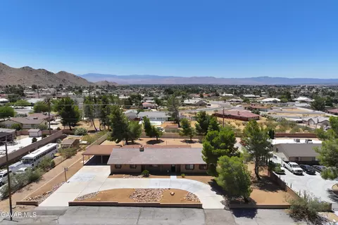 View/Area - 16311 Nosoni Rd, Apple Valley, CA 92307 photo 2 of 5