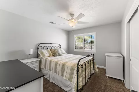 Bedroom - 16311 Nosoni Rd, Apple Valley, CA 92307 photo 1 of 6