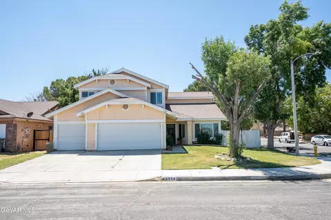 43659 Serenity Ct, Lancaster, CA 93535