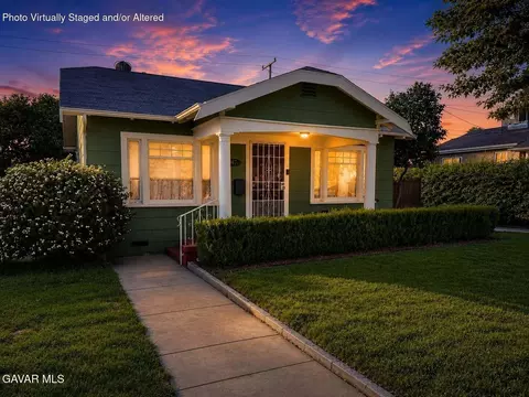 647 Harps St, San Fernando, CA 91340