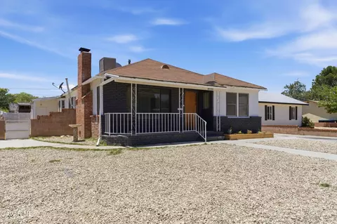 44509 Date Ave, Lancaster, CA 93534 photo 2