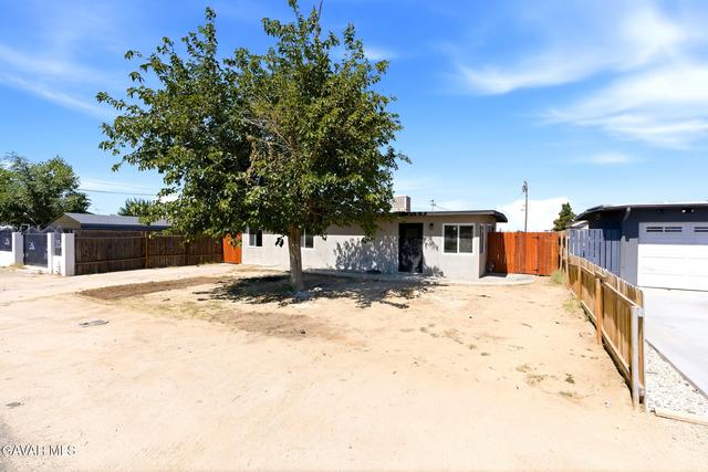 2829 Laurel St, Rosamond, CA 93560