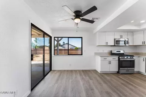 2559 E Avenue J2, Lancaster, CA 93535 photo 4